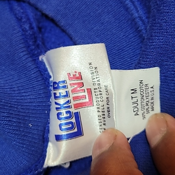 Vintage 90's St. Louis Rams crewneck sweatshirt. - Picture 2 of 6